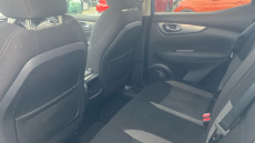 Nissan Qashqai 1.3 DiG-T N-Connecta 5dr Petrol Hatchback